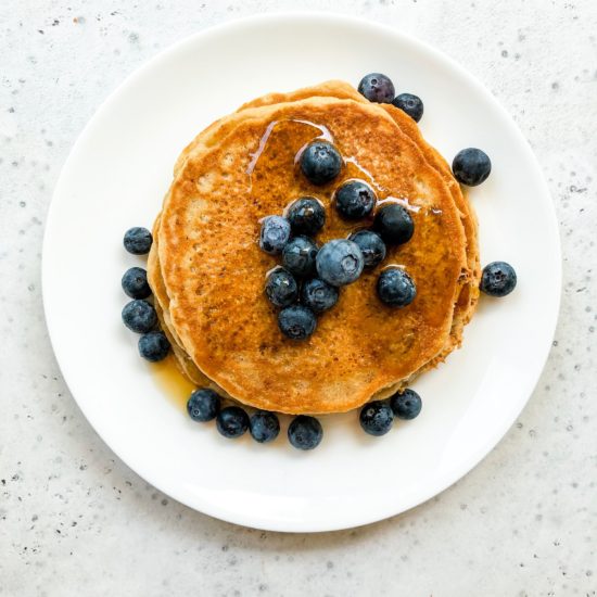 Fluffy Banana Oat Blueberry Pancakes | Living Well with Nic