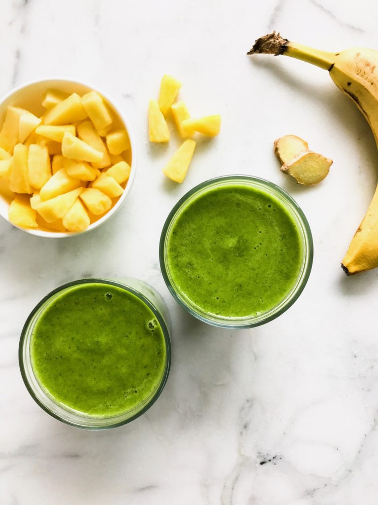 Morning Pineapple Ginger Green Smoothie | Living Well With Nic