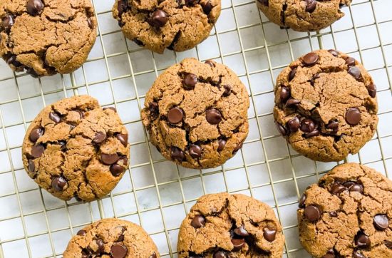 Healthy Pumpkin Chocolate Chip Cookies