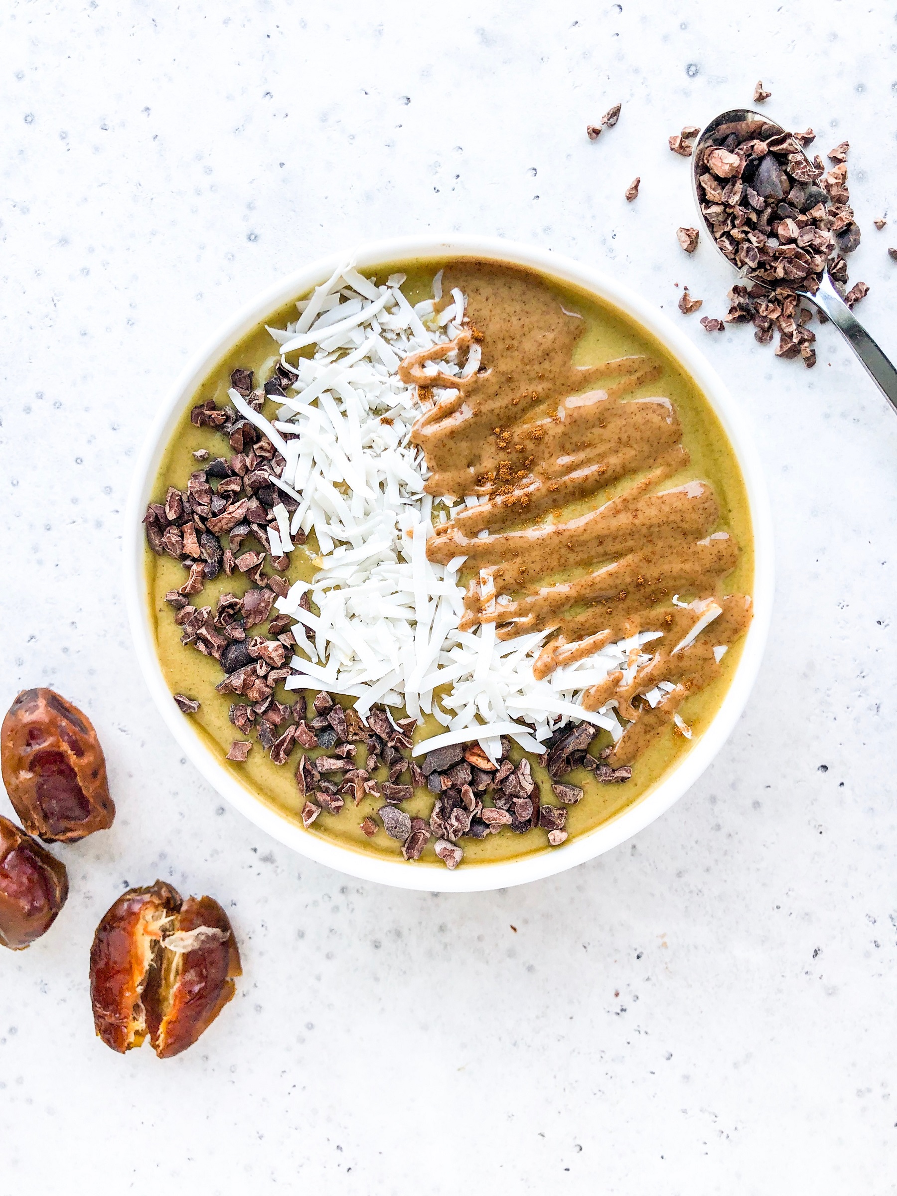 Vanilla Date Smoothie Bowl | Living Well With Nic