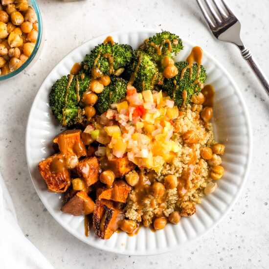 Thai Peanut Sweet Potato Buddha Bowls | Living Well With Nic