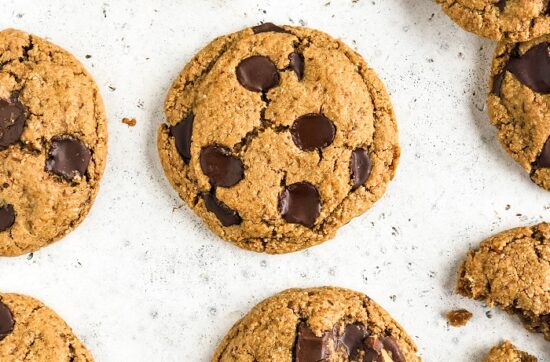 Vegan Chocolate Chip Cookies | Living Well With Nic